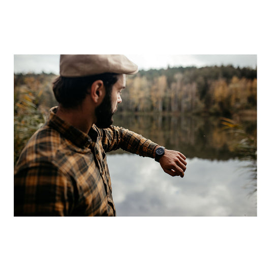 Armbanduhr, Solar Mystic Mooreiche