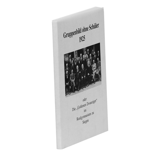 Gruppenbild ohne Schüler 1925